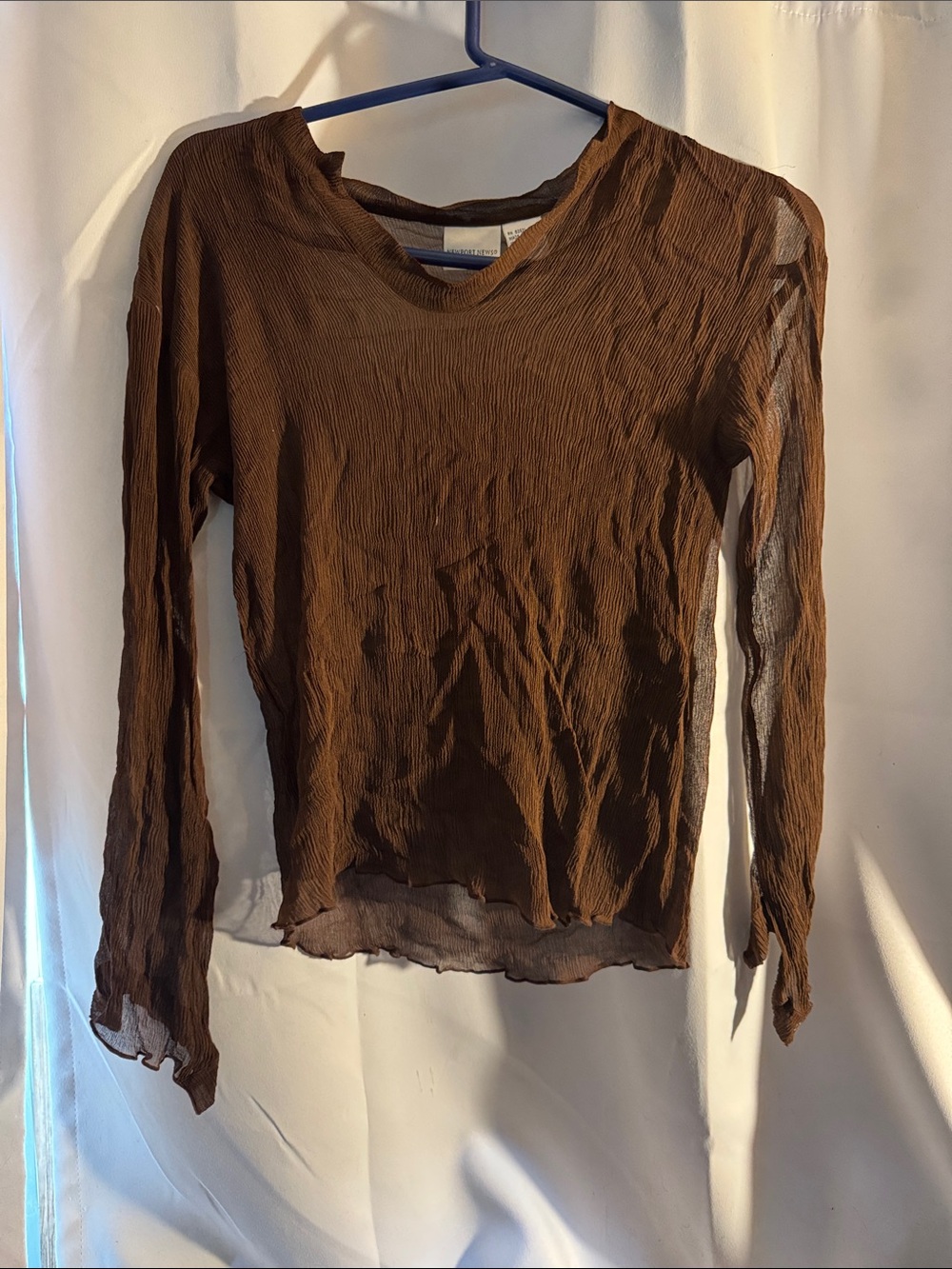 Newport News Brown Sheer Crinkle V-Neck Long Sleeve Top